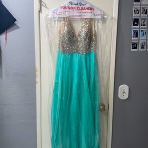 Prom dress